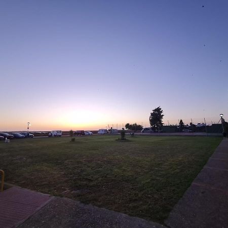 Appartamento Aparta Club La Barrosa Chiclana de la Frontera Esterno foto
